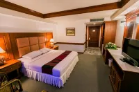 โรงแรมรายาแกรนด์ - ที่มีบาร์