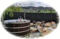 River Rock Estate - Romantic