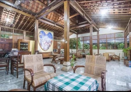 Mettaloka Guest House and Art Space