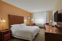 Four Points by Sheraton Portland East Hotels in Gresham