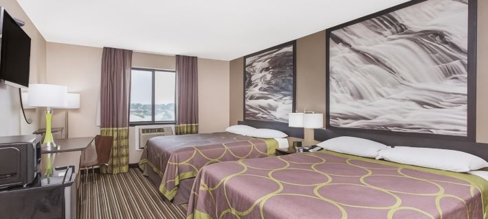 Super 8 by Wyndham Columbus Airport Hotels in Columbus