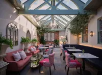 Stanwell House - parking