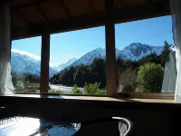 Aoraki Mount Cook Alpine Lodge - Mountain view