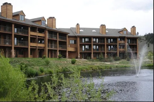 NEW! Beautifully remodeled Retreat w/pools Rocky Mountain National Park