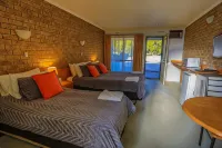 Mountain View Motor Inn & Holiday Lodges