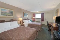 Super 8 by Wyndham Shelby Hotels in Shelby