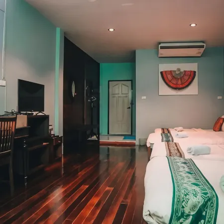 Thaweesuk Heritage Homestay