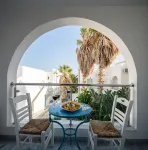 Alesahne Beach Hotel - 2-Star