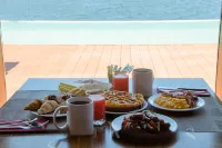 Hampton by Hilton Montevideo Carrasco - breakfast