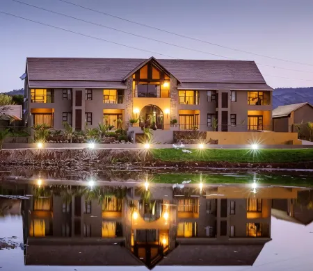 Nkomazi Kruger Lodge & Spa Отели рядом с достопримечательностью «Malelane Gate»