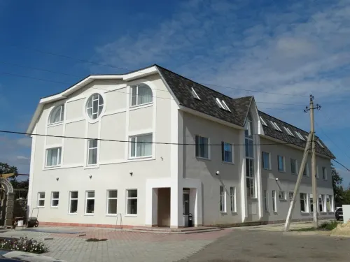 Арт-Александрия - С бассейном