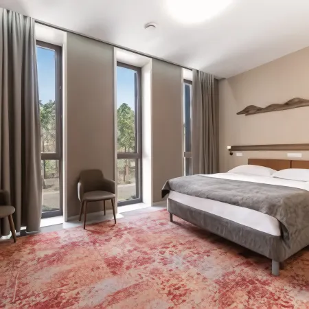 HUNNU (ХУННУ) Отели рядом с достопримечательностью «Музей истории города Улан-Удэ»