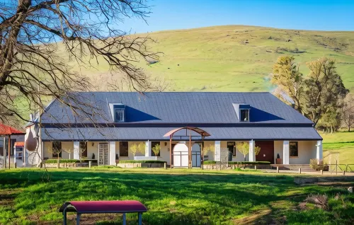Brigham House Hotels in Tumbarumba