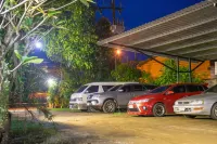 Best House Resort - parcheggio