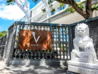 Ocean V Hotel Hotels in Pereybere Beach