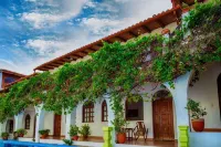 Hotel la Posada del Sol Hotels in El Encanto