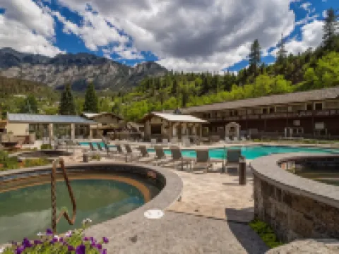 Twin Peaks Lodge & Hot Springs Hotels in Ouray County