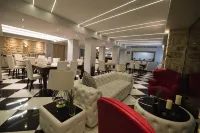 Aianteion Bay Luxury Hotel & Suites Hôtels à : Megara