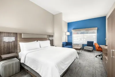 Holiday Inn Express & Suites Phoenix West - Tolleson