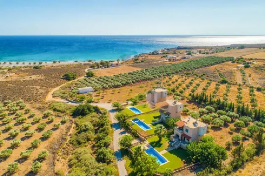 Theo Beach Villa Large Private Pool Walk to Beach Sea Views A C Wifi Car Not Required - 1843