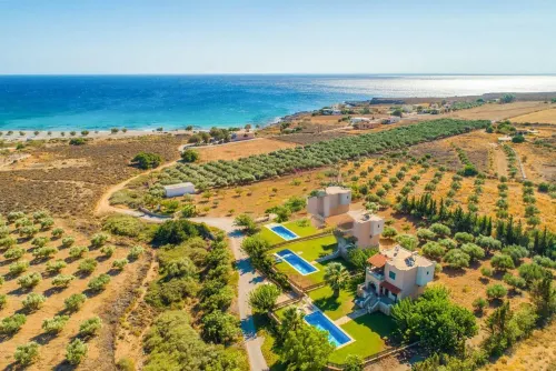 Theo Beach Villa Large Private Pool Walk to Beach Sea Views A C Wifi Car Not Required - 1843 Hotels in Sfakia