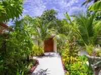 Banyan Villa Maldives Dhangethi Hotels in Machchafushi