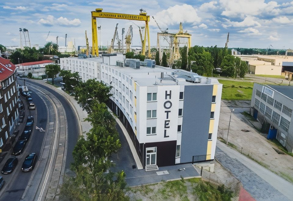 hotel overview picture