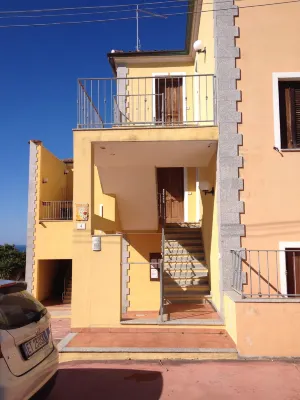 Modern 1 Bed Apartment Sleep 3 Sea View Only 700mt from Sea