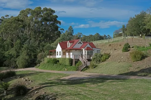 Crabtree Riverfront Cottages Beautiful Peaceful Location Relax & Enjoy Hotels in Grove