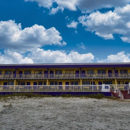 Sandals Inn Отели рядом с достопримечательностью «Дэйтон Бич Бандшел»
