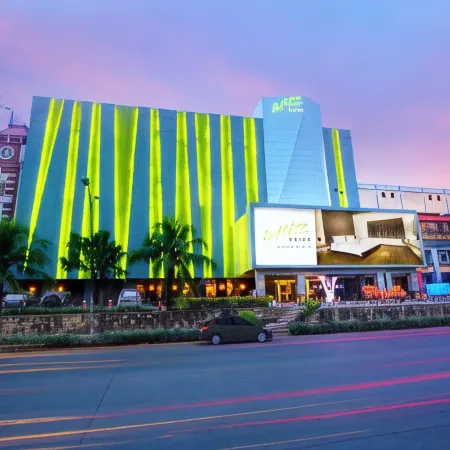Whiz Prime Hotel Kelapa Gading