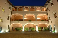 Palazzo Guiderocchi Отели в г. 