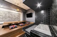 Fine Avenue Hotel