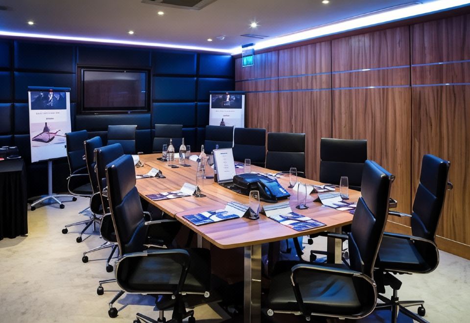 Mercure Broome Hotel Over view