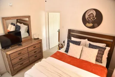 The Recess Stays – 2 Rooms 3 Beds, 2 Baths w/ Grill 스펜디드 쇼핑센터 주변 호텔