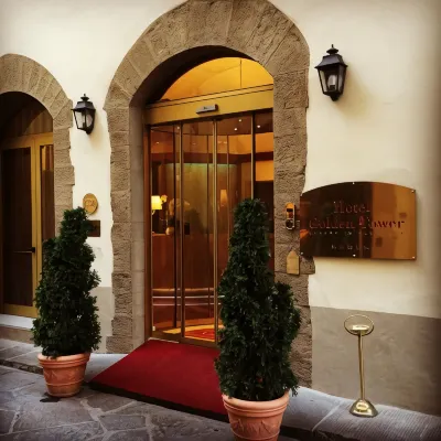 โกลเด้นทาวเวอร์ โฮเทลแอนด์สปา