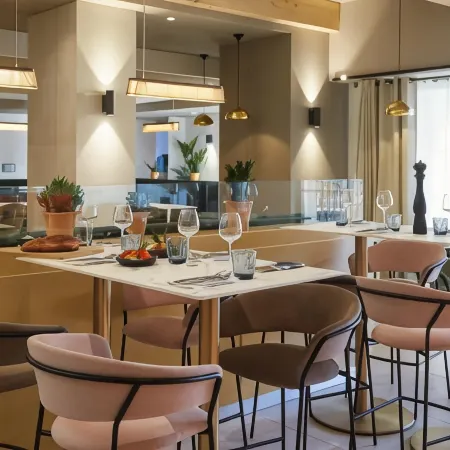 Mercure Avignon TGV Hotel et Spa