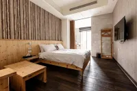 Tree House Hotels in Tainan