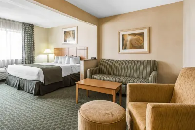 Quality Inn Dubuque on Hwy 20 Hotels in Dubuque