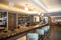 Grand Hôtel les Flamants Roses Thalasso & Spa - bar