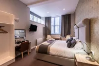 The Lamplighter Hotel