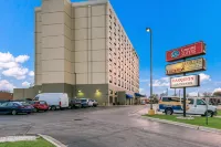 Comfort Suites Chicago O'Hare Airport Hotels in Schiller Park