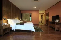 VC@Suanpaak Boutique Hotel & Service Apartment - parking