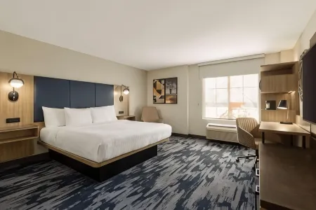 La Quinta Inn & Suites by Wyndham Austin Southwest Отели рядом с достопримечательностью «Парк Цилкер Метрополитан»