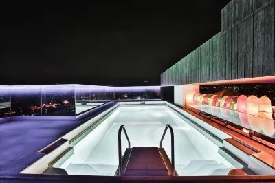 T24 Residency Mumbai International Airport Các khách sạn gần Powai Lake