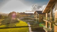 Lake Hill Karkonosze Resort & Spa Hotels in Jelenia Gora