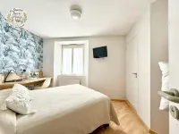 Logis Hotel le Laurier Fleuri Hotels in Vertou