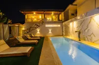 Santorini Beach Hotel