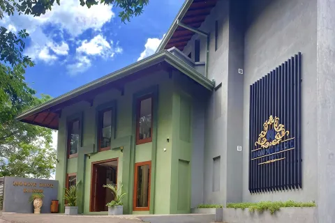 Mount Blue Kandy