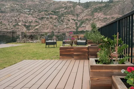 Hotel California Urubamba Отели рядом с достопримечательностью «Валье Саградо»